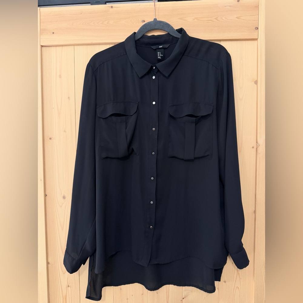 H&M Woman’s Black Casual Button-Down Shirt